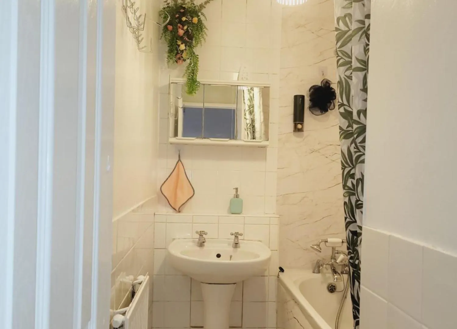 Excellent Double Rooms In Cheap Rate Around Central London 0*,