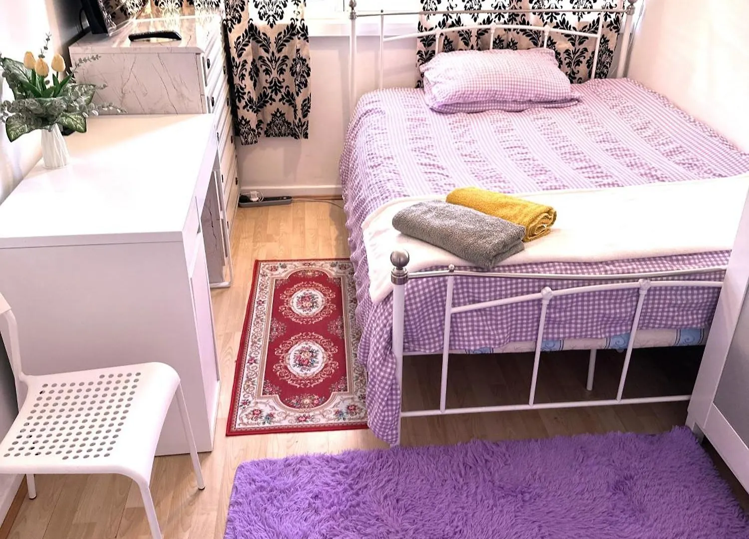 Excellent Double Rooms In Cheap Rate Around Central London Homestay
